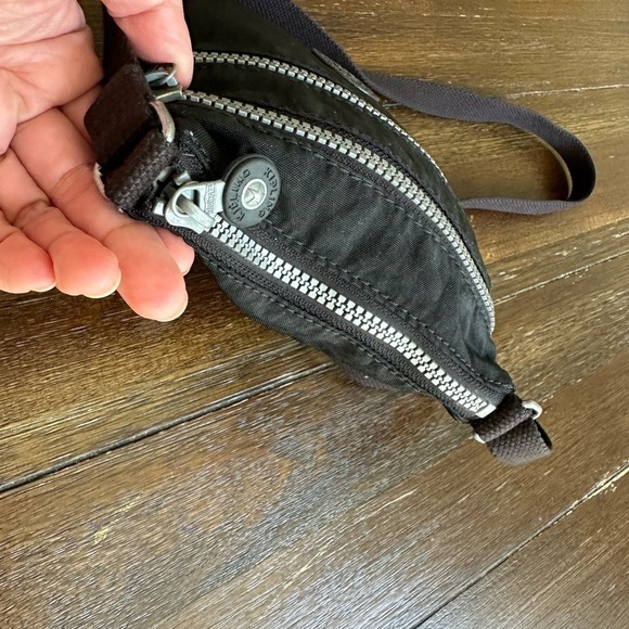 Kipling triple zip cross body bag - Picture 10 of 12